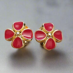 Vintage SPHINX Red Enamel Four-Leaf Clover Clip Earrings – Gold-Tone Lucky Charm